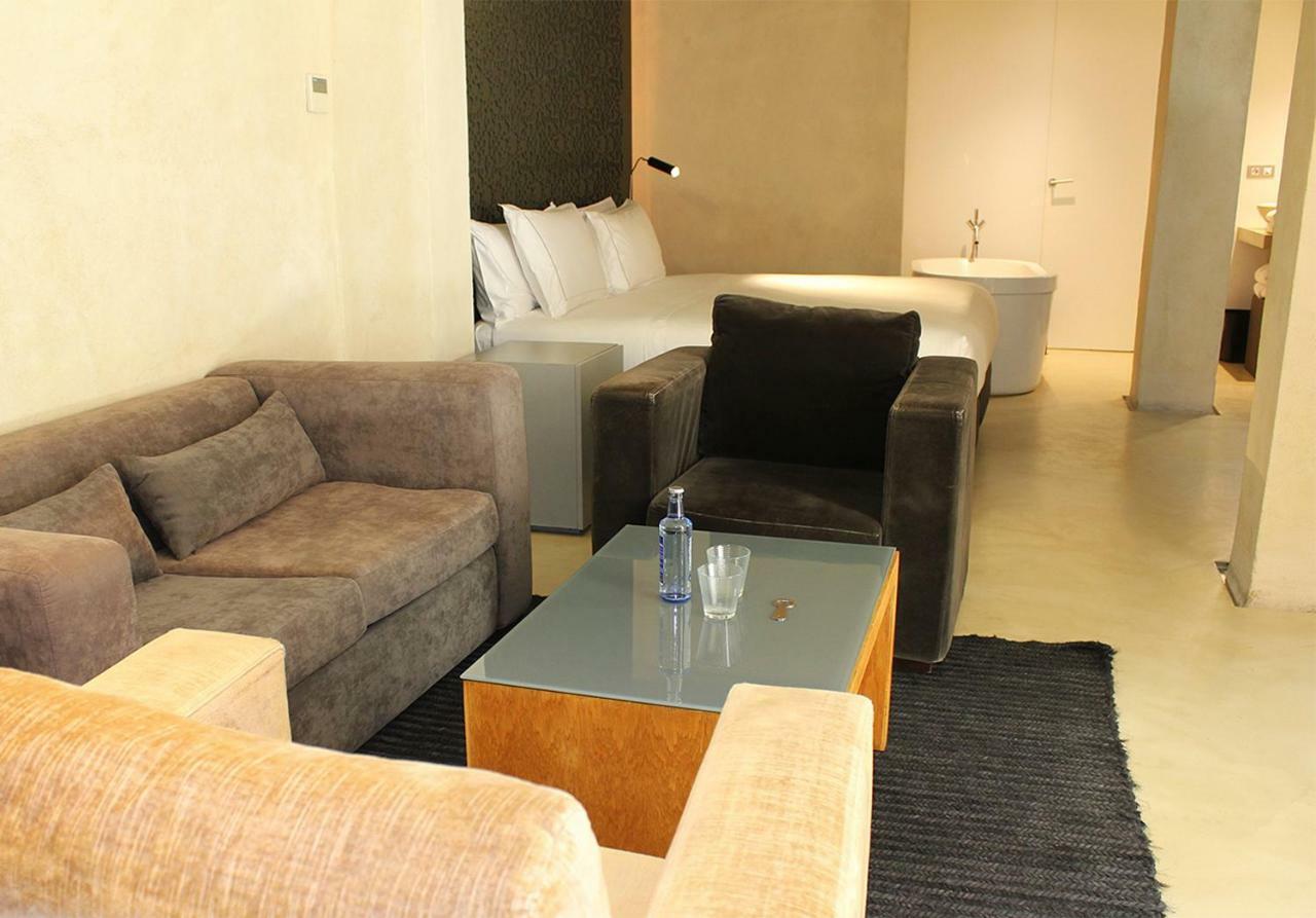 Eme Catedral Mercer Hotel Sevilla Exteriér fotografie A suite at the hotel